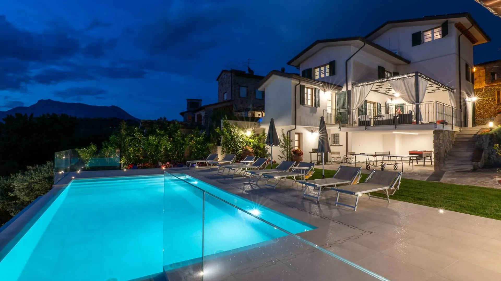 Villa Elena 9&1, Emma Villas Stiava